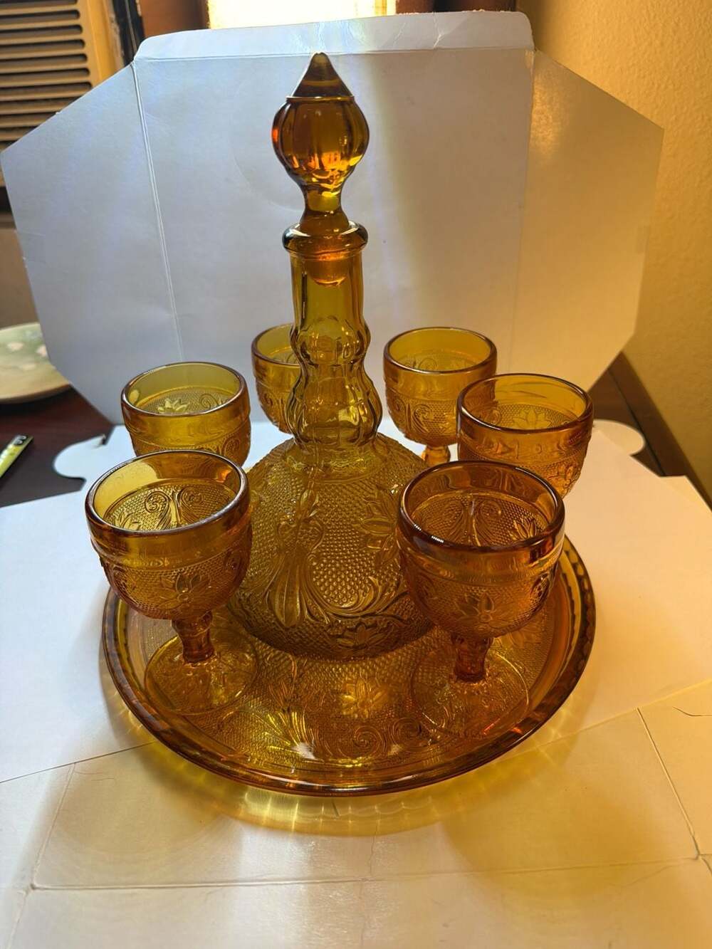Vintage Tiara Amber Sandwich Glass 8-Piece Decanter Set with Stopper 6 Glasses a